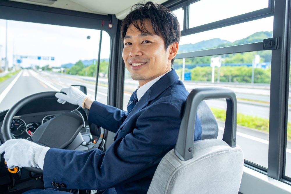 送迎中の運転手
